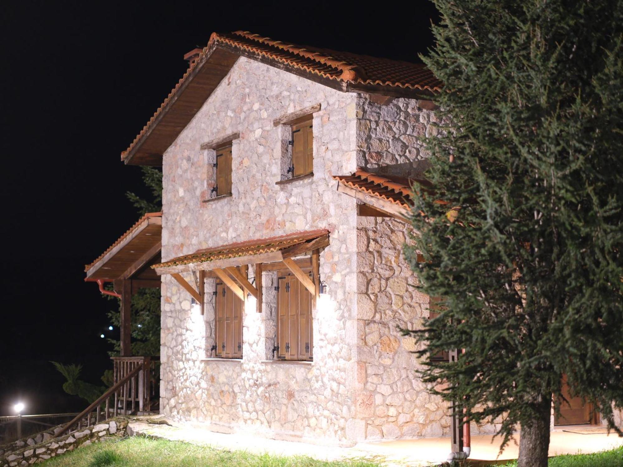 Mont Valley Boutique Chalets Arachova Exterior photo