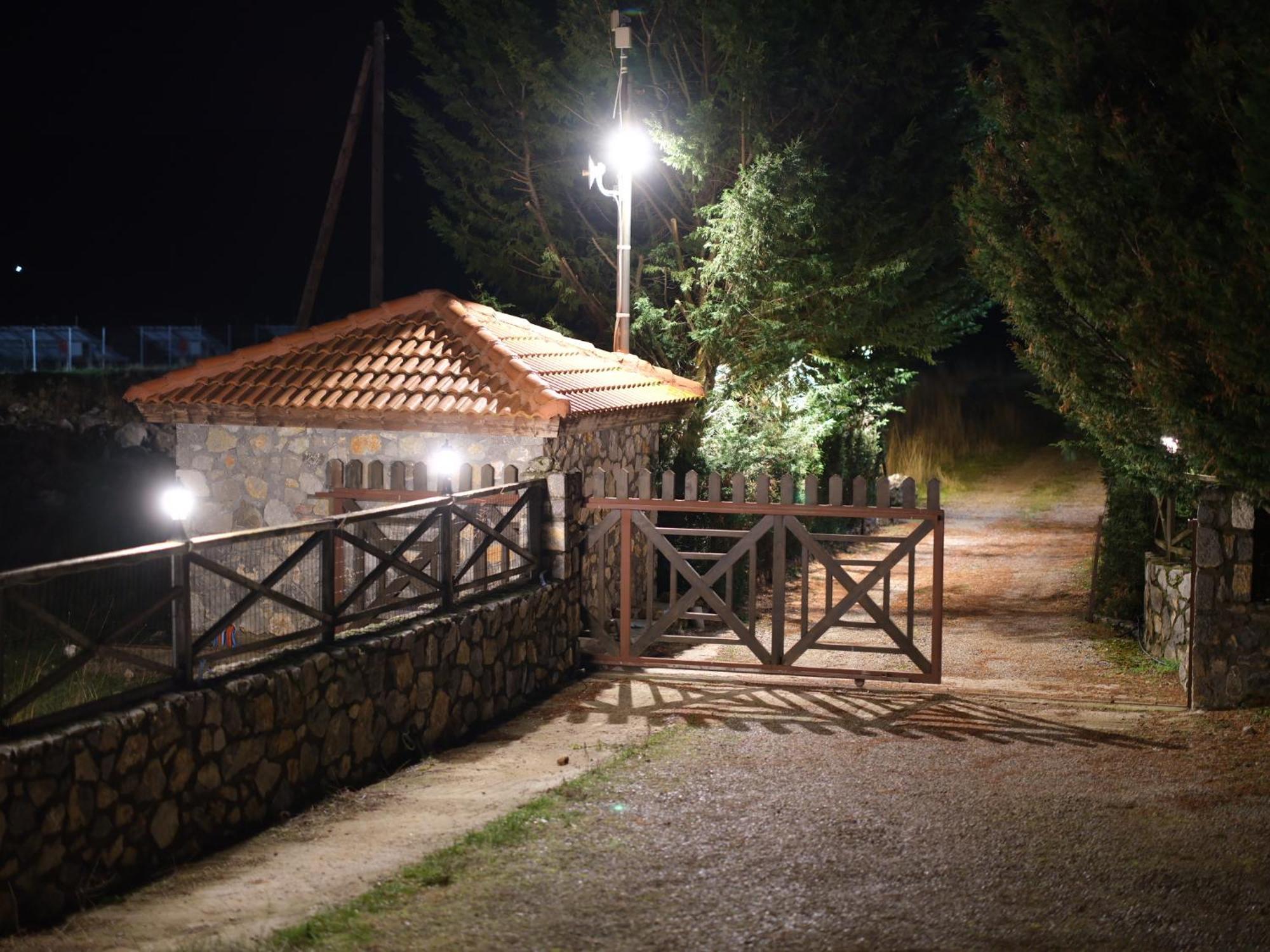 Mont Valley Boutique Chalets Arachova Exterior photo