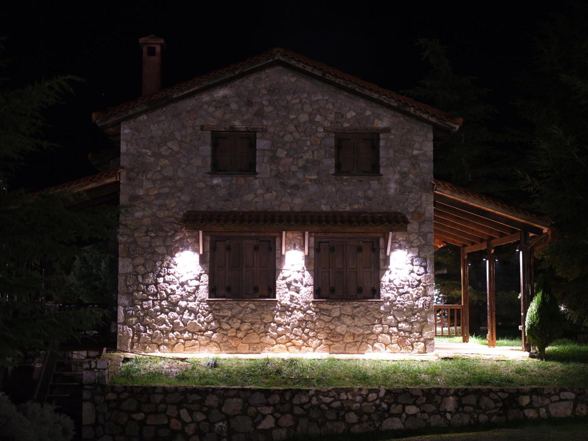 Mont Valley Boutique Chalets Arachova Exterior photo