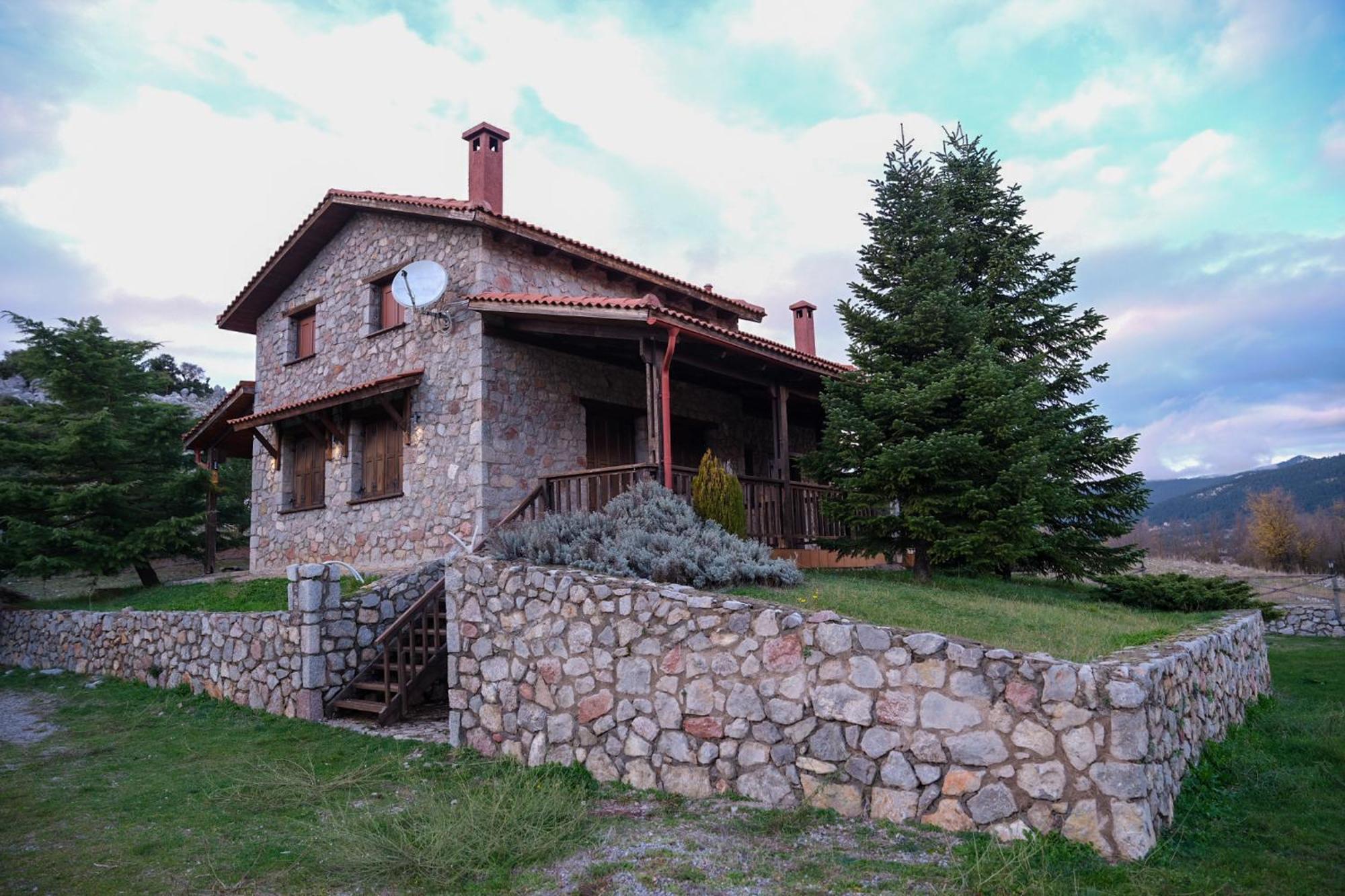 Mont Valley Boutique Chalets Arachova Exterior photo