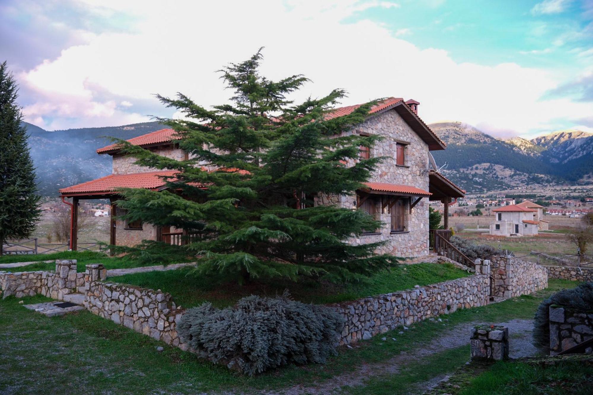 Mont Valley Boutique Chalets Arachova Exterior photo