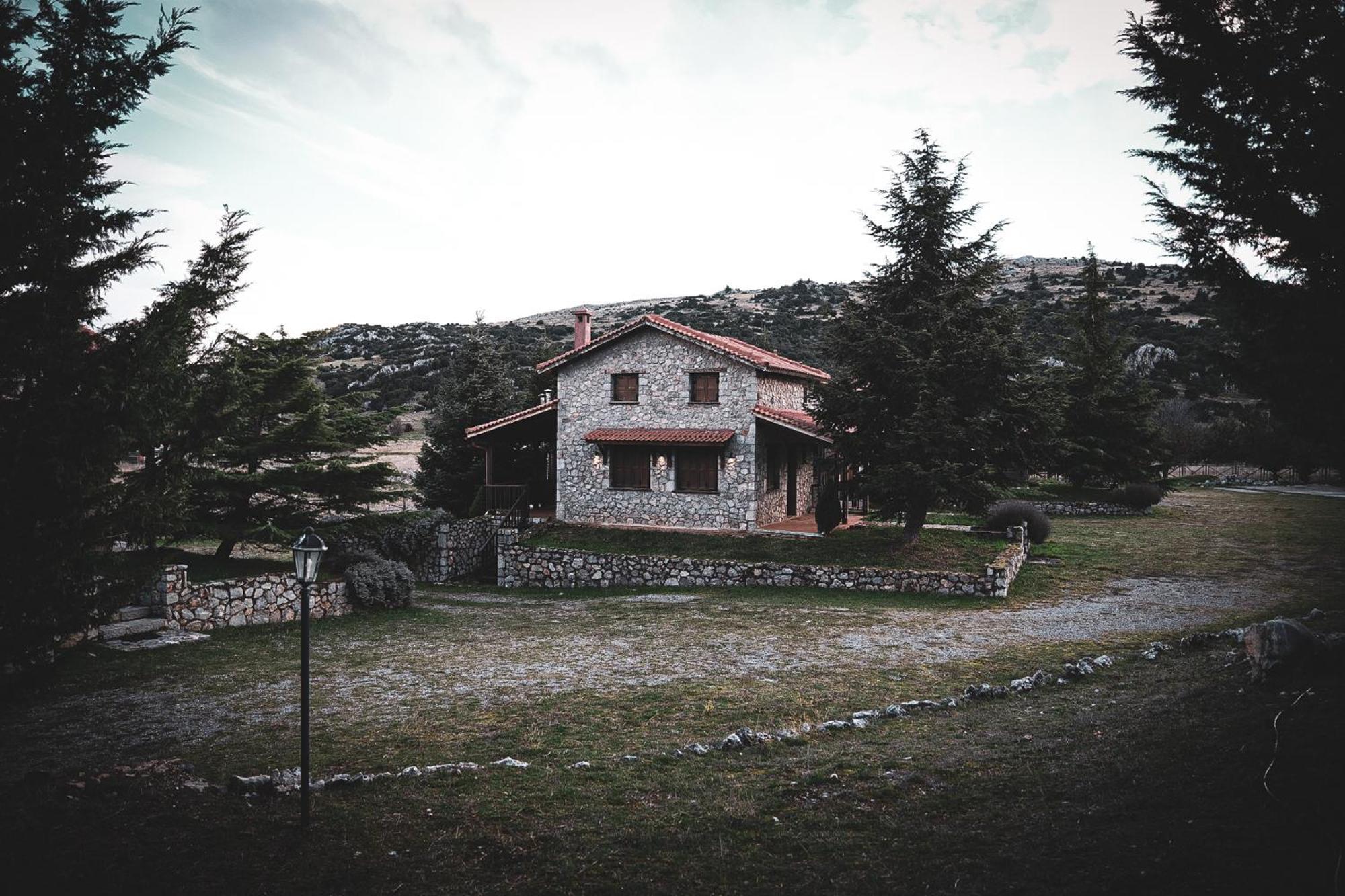 Mont Valley Boutique Chalets Arachova Exterior photo
